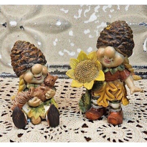 Pair of Adorable Autumn Harvest Resin Child Figurines w/ Pine Cone Hats - Picture 1 of 7